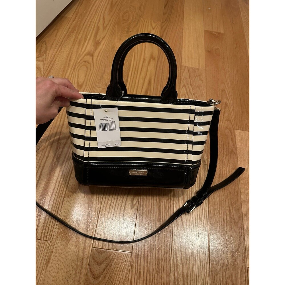 NWT. Kate Spade Chelsea Park patent stripe bag.